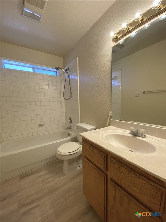 Building Photo - 3402 Cantabrian Dr