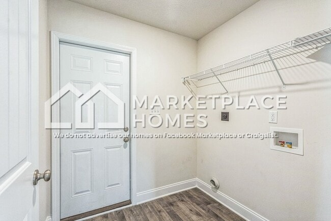Building Photo - 2488 Marion Ln