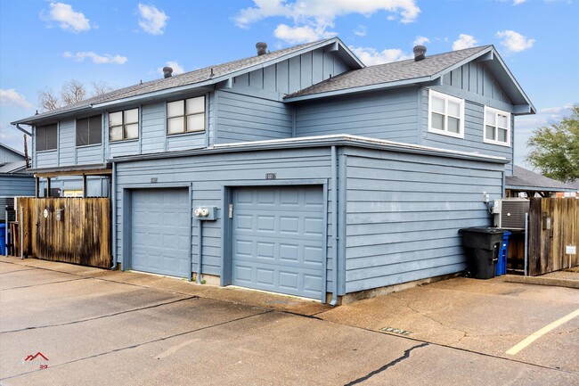 Building Photo - 10017 Hanover Dr
