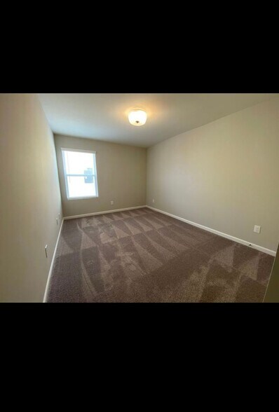 Building Photo - 5954 River Mdw Ct