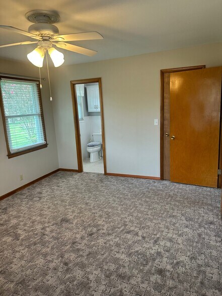 Building Photo - 2916 Windemere Cir
