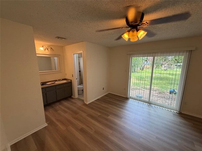 Building Photo - 1309 Radam Cir