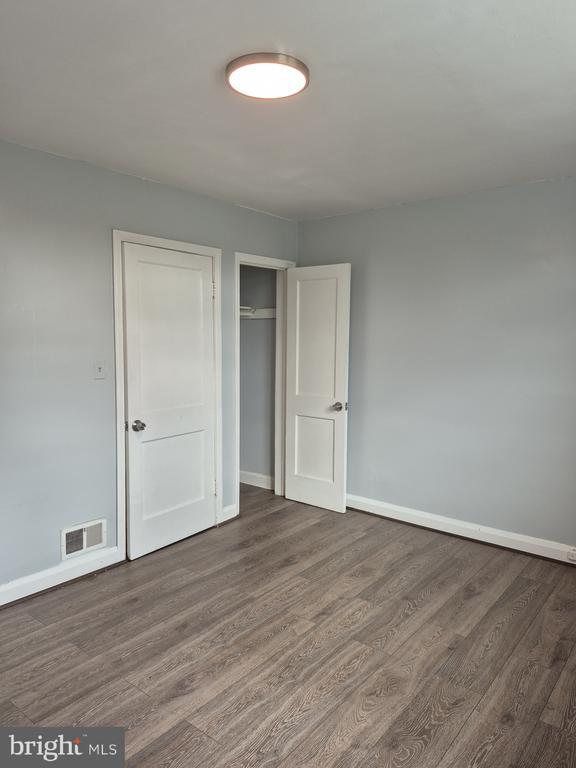 Building Photo - 2863 Edgecombe Cir S