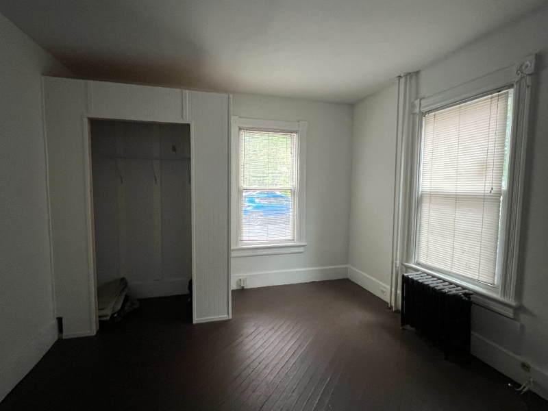 Building Photo - 40 N Chestnut St