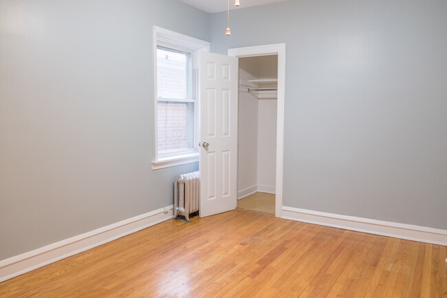Building Photo - 5445 W 64th St