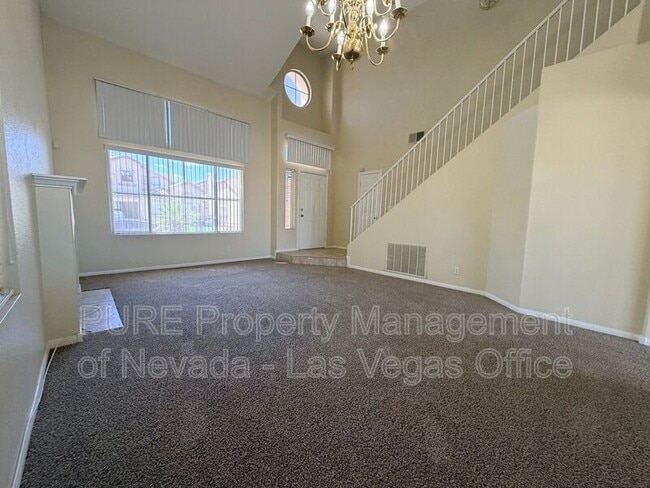 Building Photo - 266 Bluefield Ln