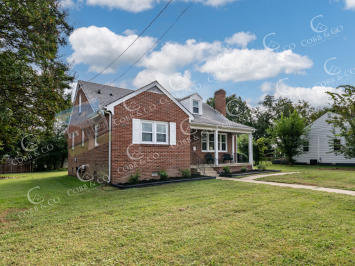 Building Photo - 703 Colonial Ave