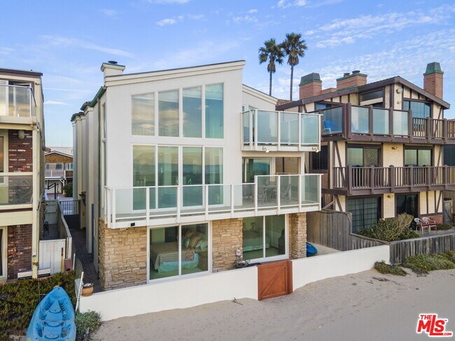 Building Photo - 1005 Ocean Dr