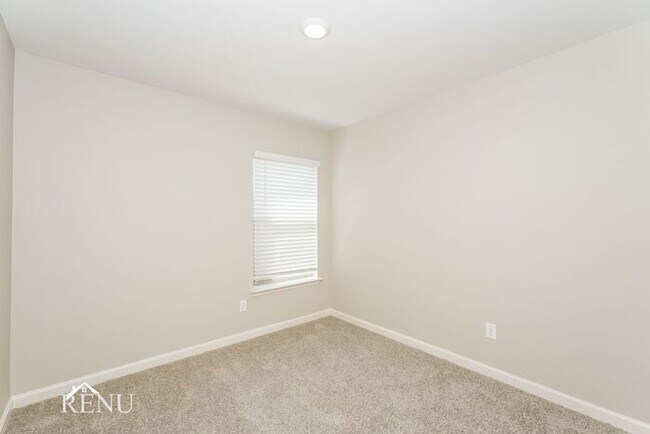 Building Photo - 136 Holster Holw Rd