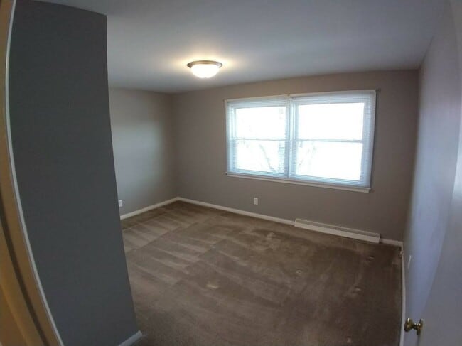 Building Photo - 429 Kelly Cir