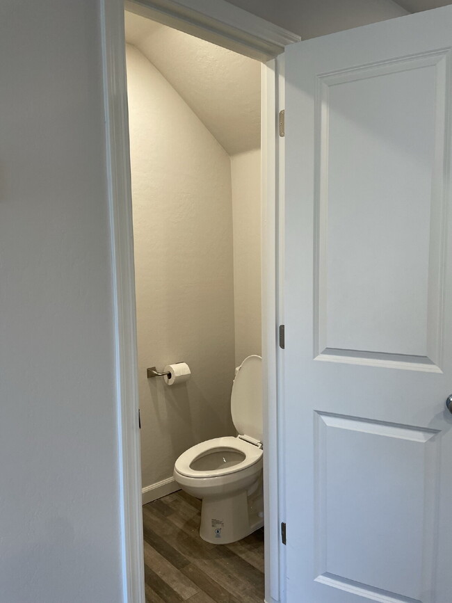 Building Photo - "Spacious 4-Bed Oasis in Coolidge, AZ – 18...