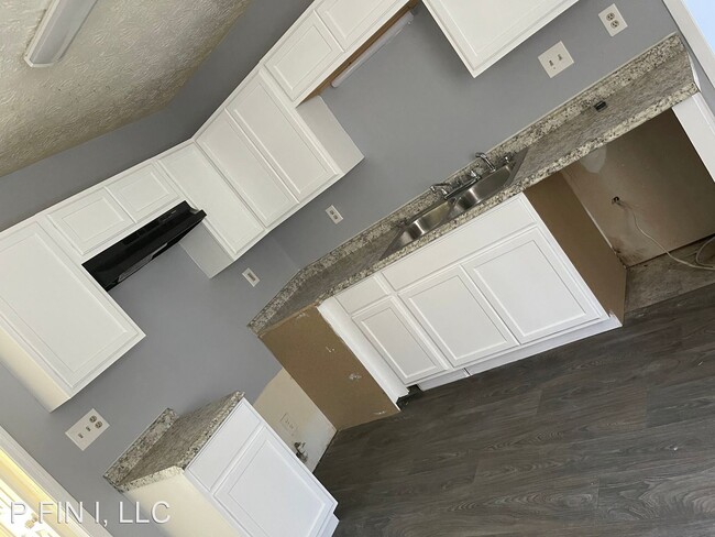 Building Photo - 4 br, 2.5 bath House - 6650 Smoke Ridge Dr