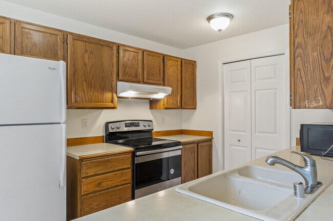 Building Photo - 4219 212th Ave NE