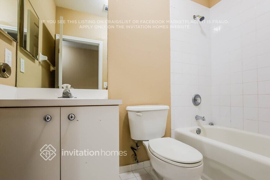 Building Photo - 7909 Catalina Cir