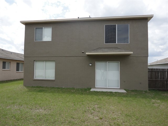 Building Photo - 11837 Brenford Crest Dr