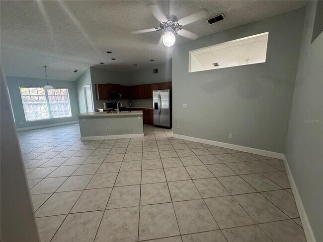 Building Photo - 10941 Mill Pond Way