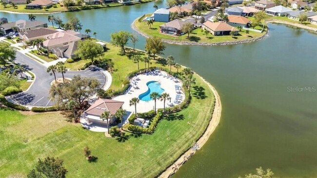 Building Photo - 2640 Suncoast Lakes Blvd