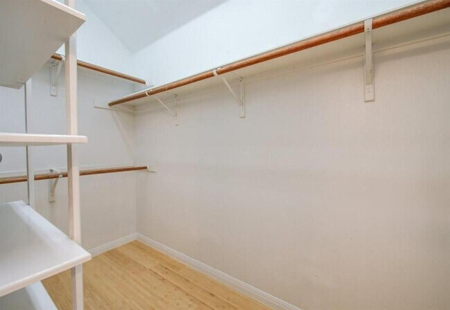 Building Photo - 15013 Cordero Dr