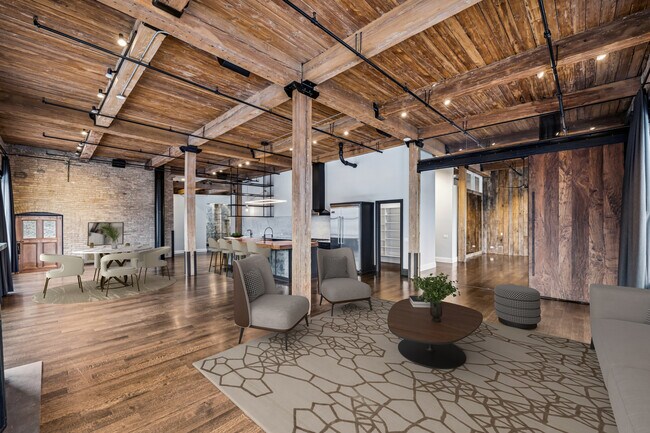 Building Photo - 1000 W Washington Blvd