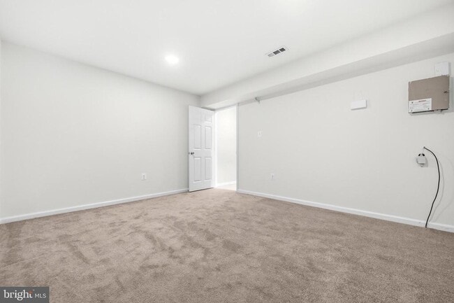 Building Photo - 5407 Silver Maple Ln