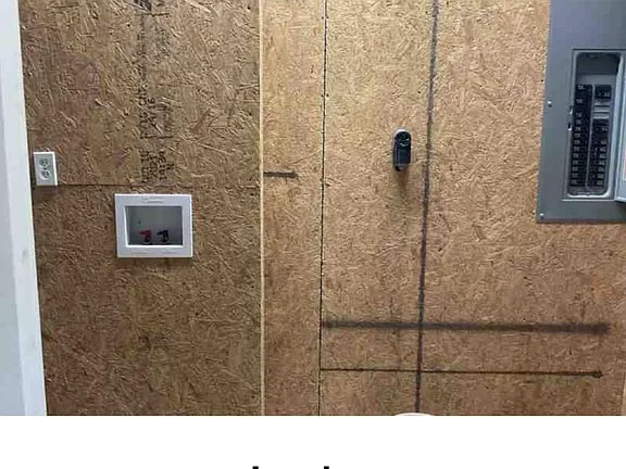 Building Photo - 1477 SE Inglewood Ave