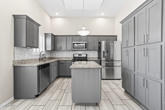 Building Photo - 408 Indigo Ct