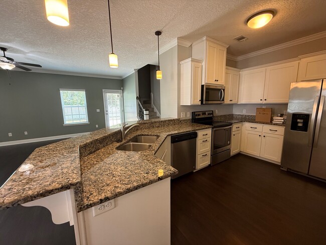 Building Photo - 1217-1217 Cypress Fall Cir