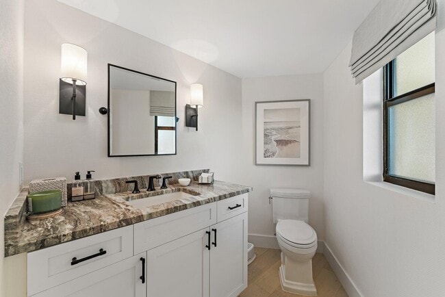 Building Photo - 19800 Sandpointe Bay Dr