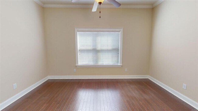 Building Photo - 170 S Charleson Crossing