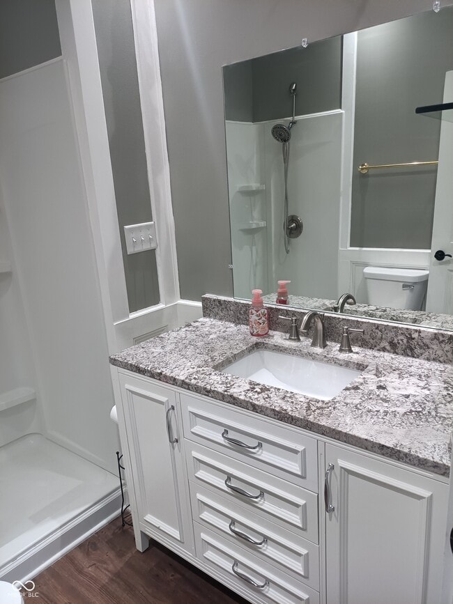 Building Photo - 404 W North St