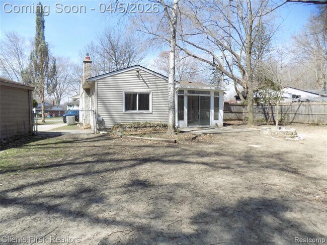 Building Photo - 39417 Cather St