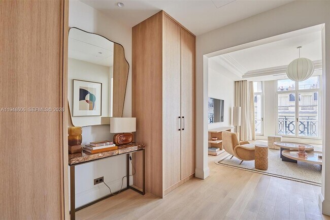 Building Photo - 9 Avenue Frederic Le Play Ave