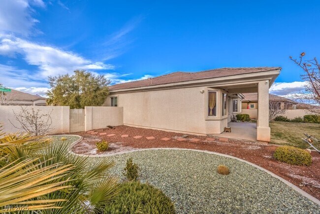 Building Photo - 10575 Regal Stallion Ave