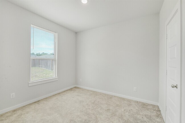 Building Photo - 2734 Pheasant Hl Ct