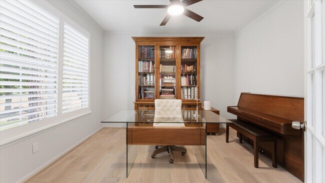 Building Photo - 34 Candle Pine Pl