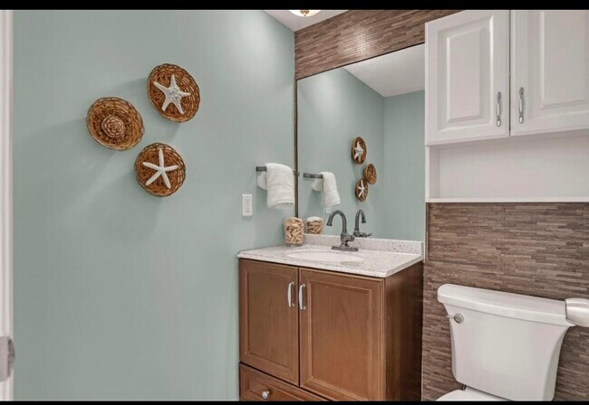 Building Photo - 18390 SE Wood Haven Ln