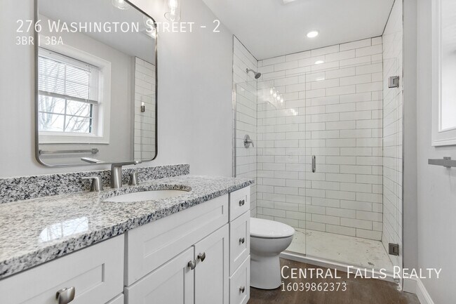 Building Photo - 276 Washington St