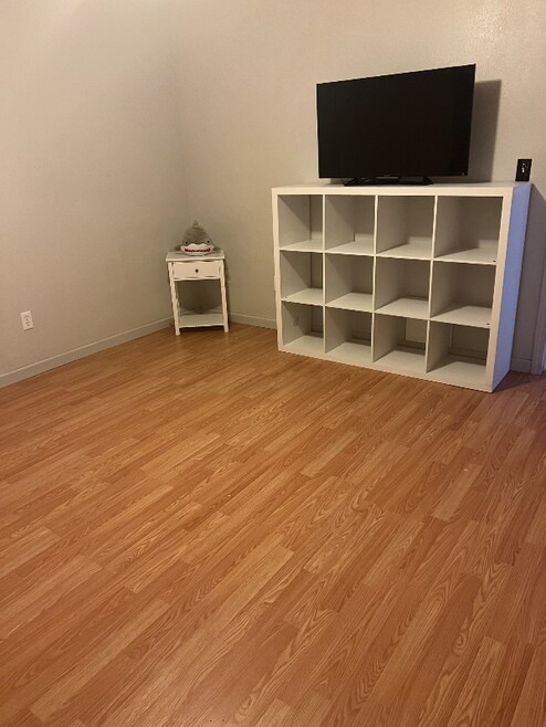 Building Photo - 43705 22nd St E