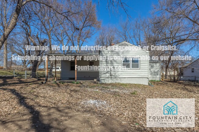 Building Photo - 1307 NE 56th Terrace