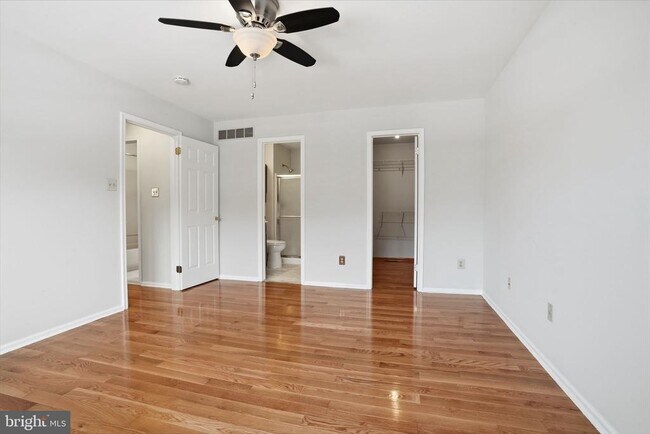 Building Photo - 56 Jasen Dr