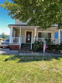 Building Photo - 1361 E 43rd St