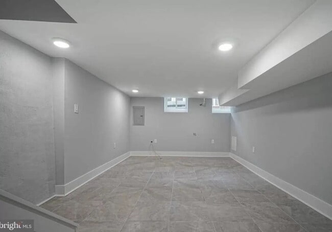 Building Photo - 1917 Pierce St