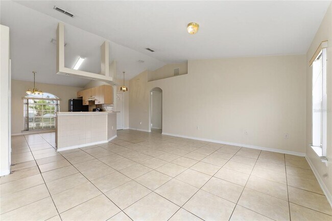 Building Photo - 114 Herring Ln