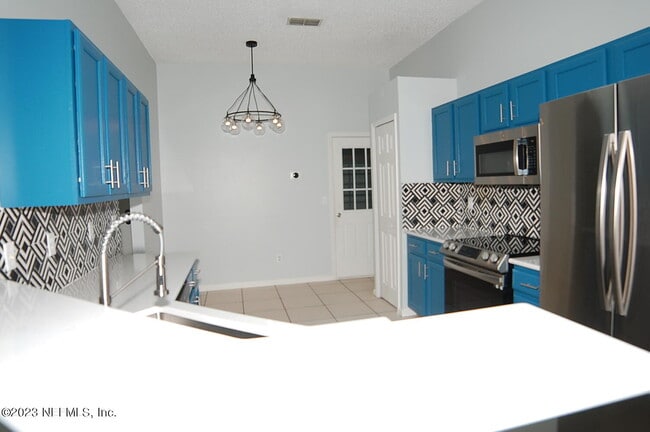 Building Photo - 2998 Brittany Bluff Dr