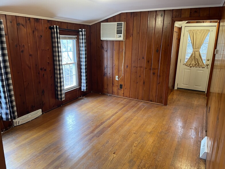 Living Room - 235 Russia Rd