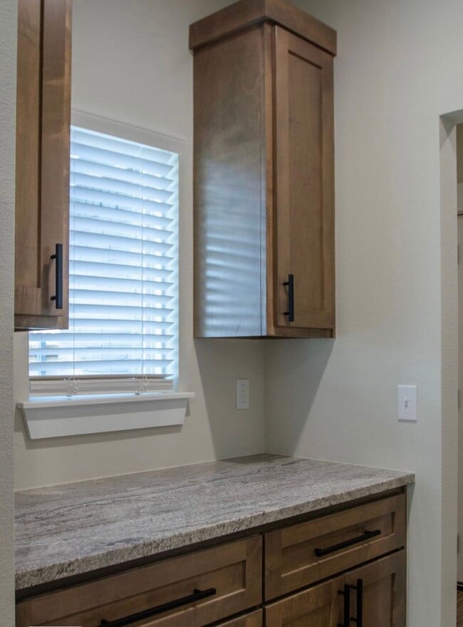 Building Photo - Gorgeous Newer Construction 4 Bedroom Home In The Highly Desirable Chisholm Ranch Subdivision!