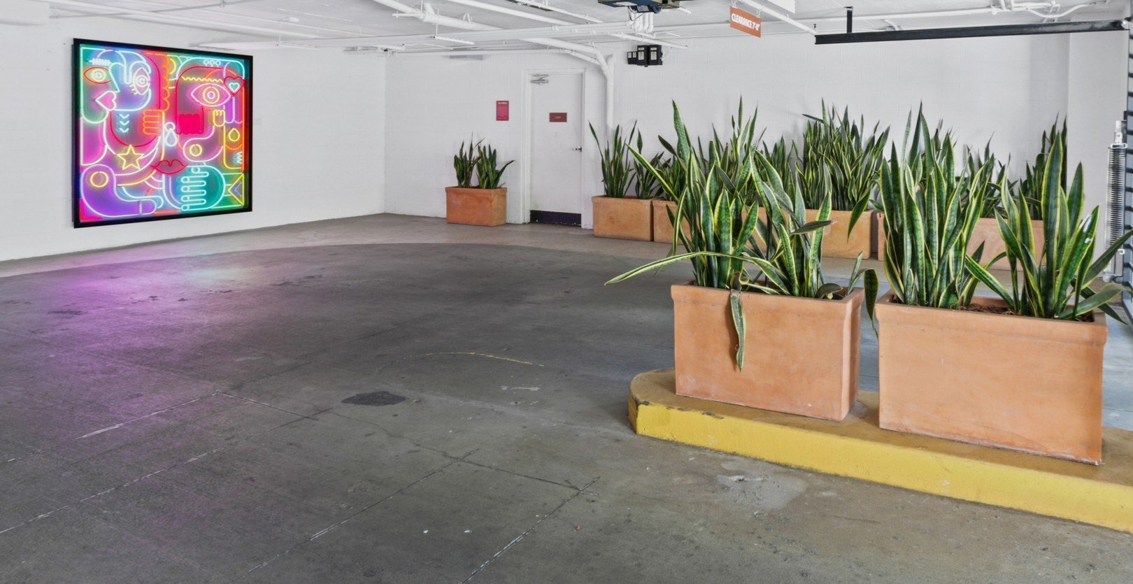 Building Photo - North Harper House