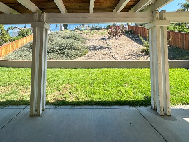Building Photo - Murrieta - 4 bed / 2.5 bath home