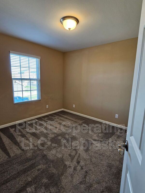 Building Photo - 20911 Cleveland St