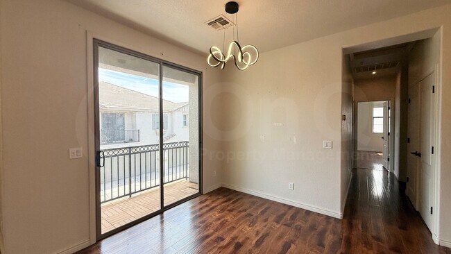 Building Photo - 7506 S 29th Way